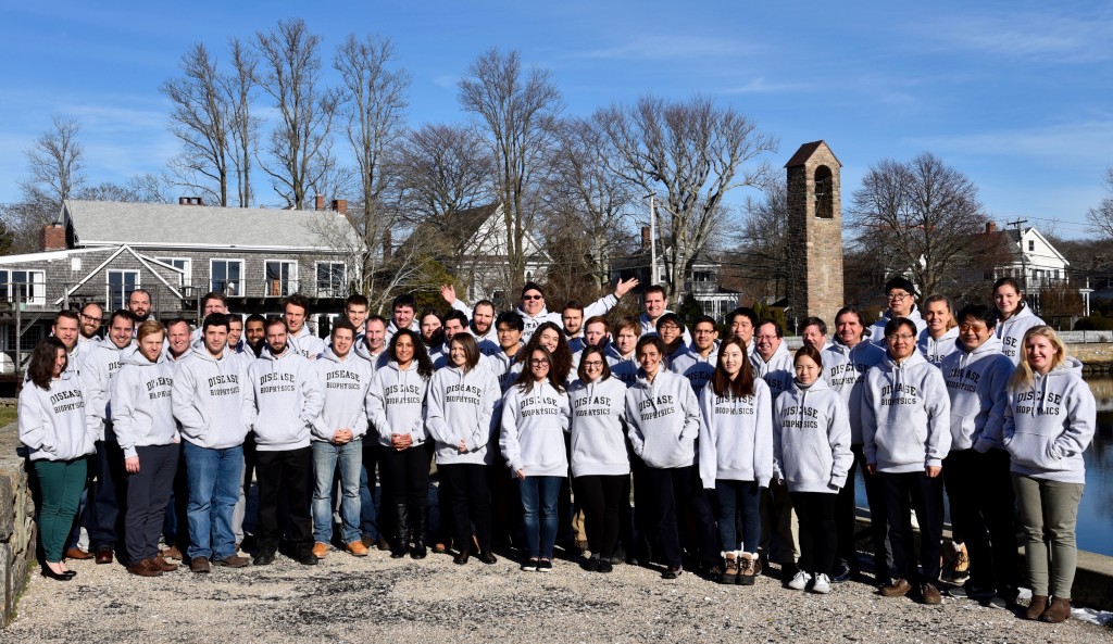 img-group_photo-2016.jpg